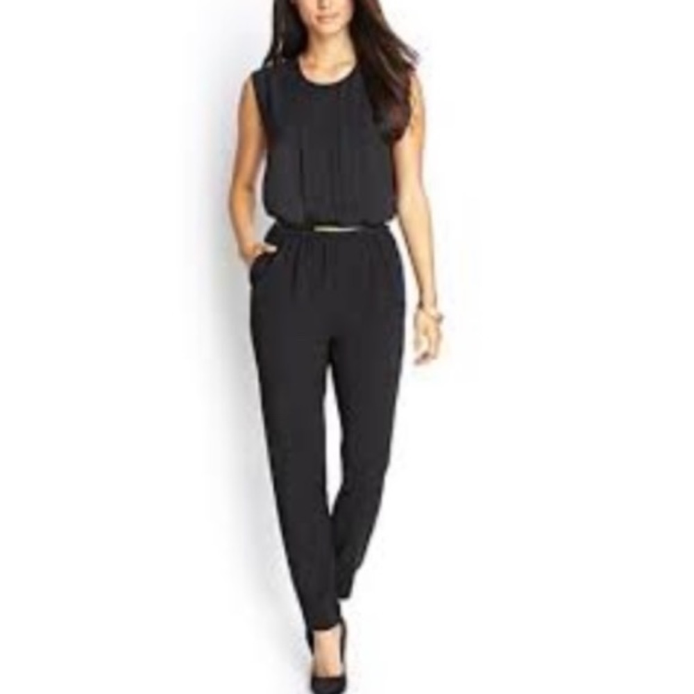 Forever 21 jumpsuit black size Medium
